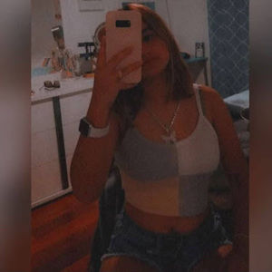 Meet your Posher, Mia